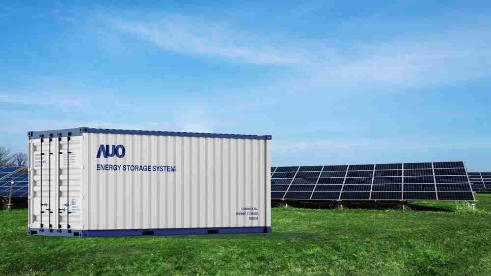 尊龙集团透过AI数据管理，，提供不同类型用户进行储能与能源管理，，达到再生能源管控调度成效